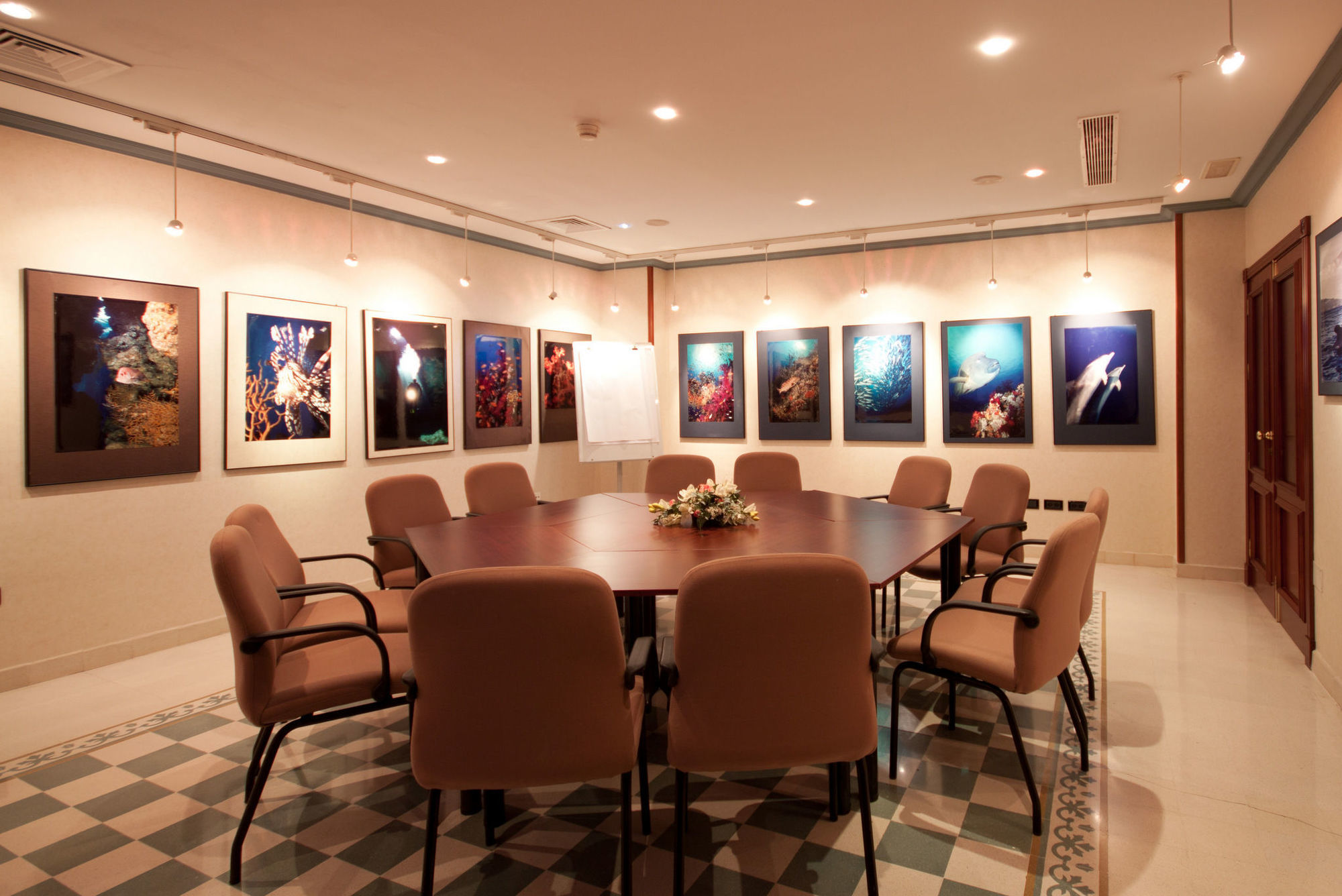 Hotel Reveron Plaza لوس كريستيانوس المظهر الخارجي الصورة